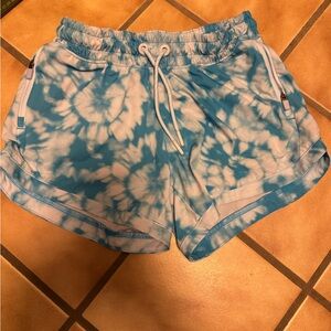Athleta Blue and White Tie-Dye Athletic Shorts
